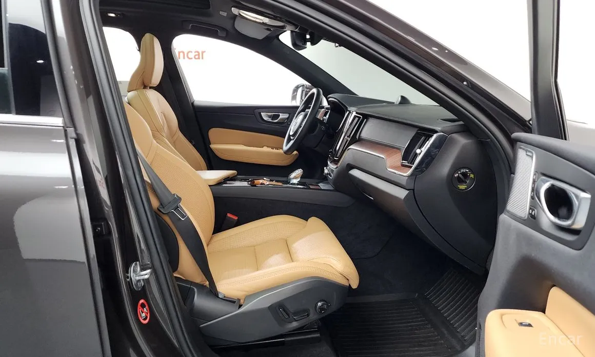 Volvo XC60 2017 B6 Ultimate Bright