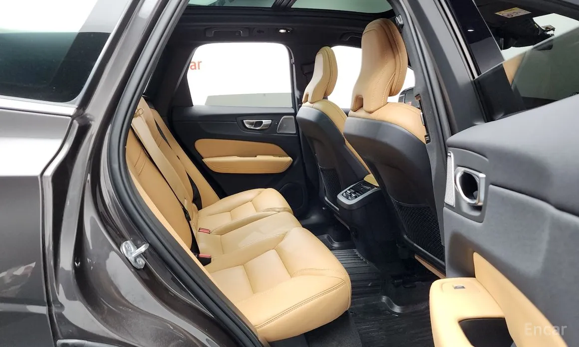 Volvo XC60 2017 B6 Ultimate Bright