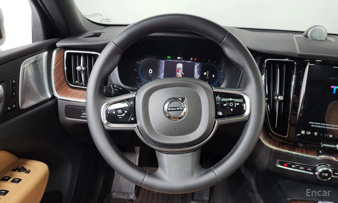 Volvo XC60 2017 B6 Ultimate Bright