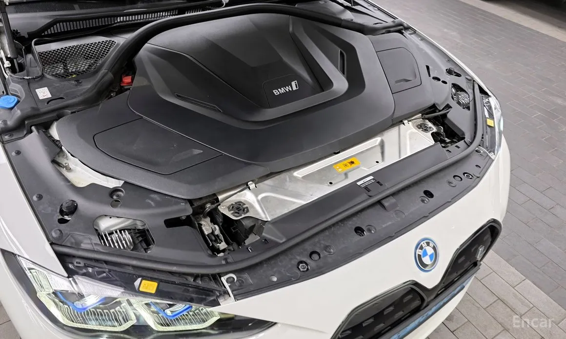 BMW i4 2021 eDrive40 M Sports Pro