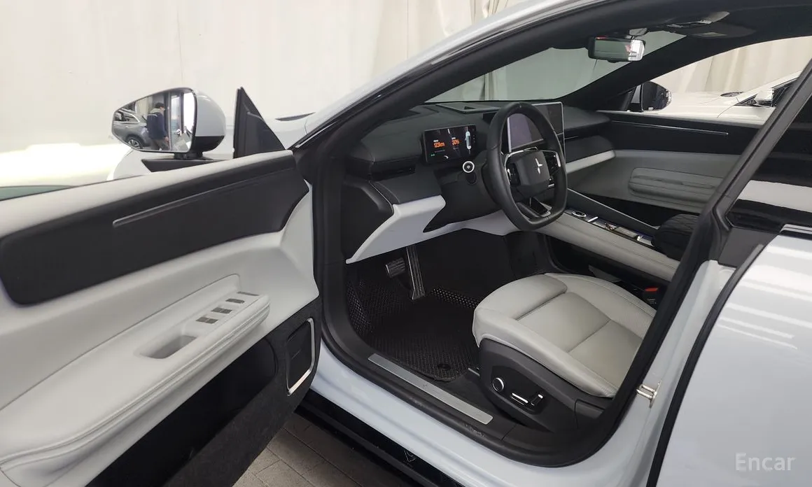 Polestar 4 2024 Long Range Duel Moter