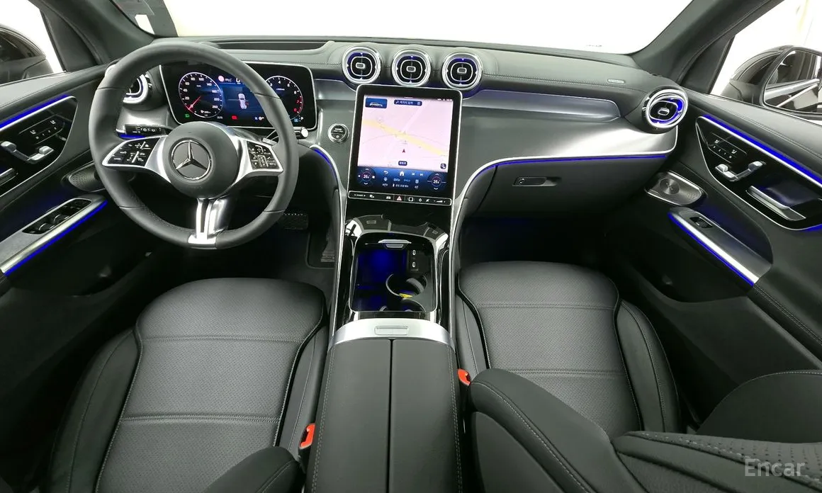 Mercedes-Benz GLC-Class 2023 GLC 300 4MATIC Avantgarde