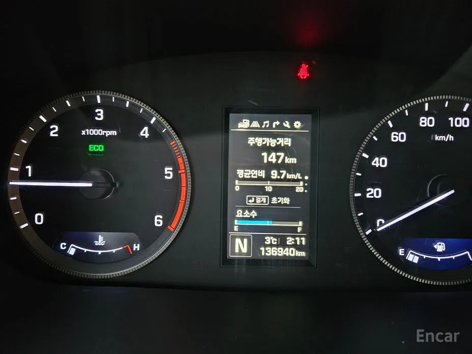 Hyundai Solati 2015 15-seater