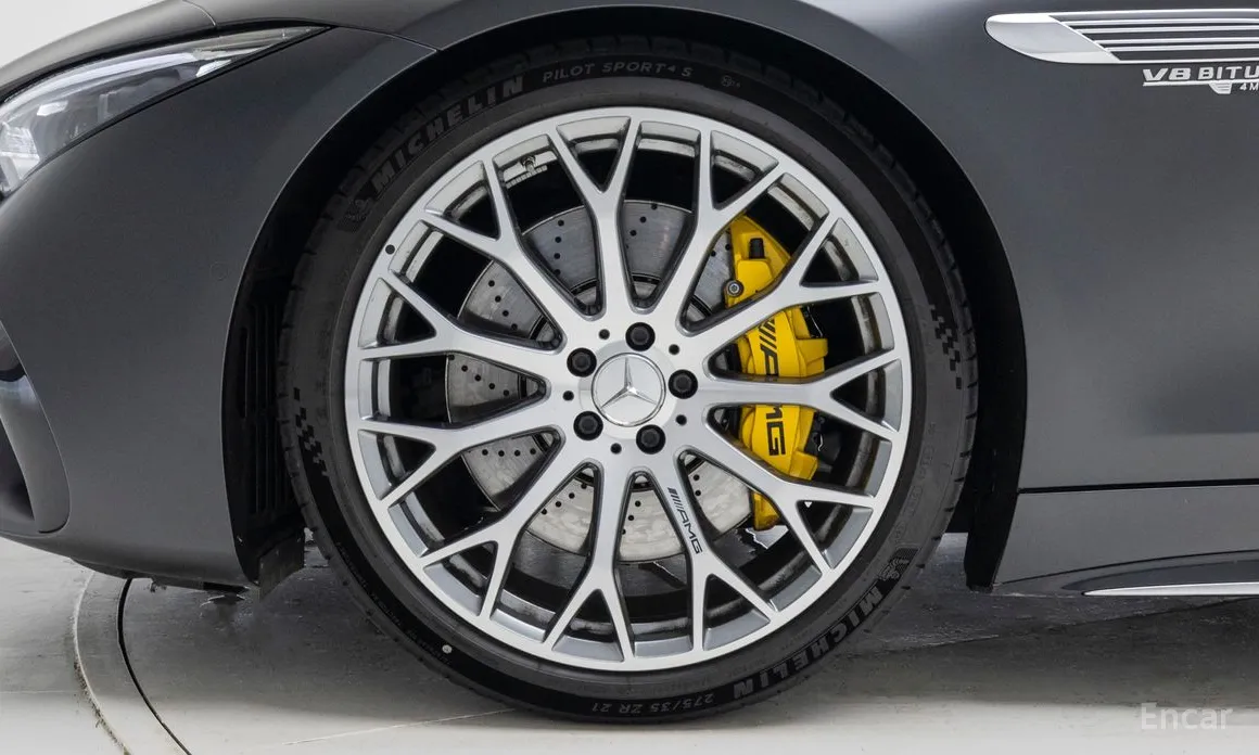 Mercedes-Benz SL-Class 2023 AMG SL63 4MATIC+