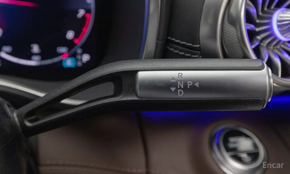 Mercedes-Benz SL-Class 2023 AMG SL63 4MATIC+