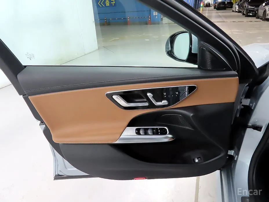 Mercedes-Benz E-Class 2024 E200 Avantgarde