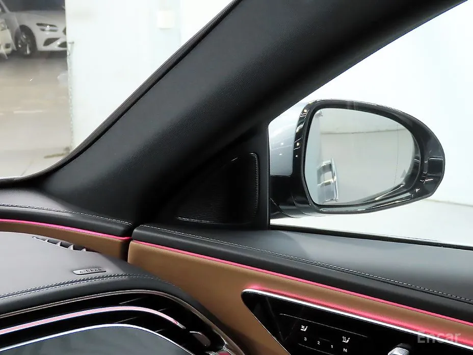 Mercedes-Benz E-Class 2024 E200 Avantgarde