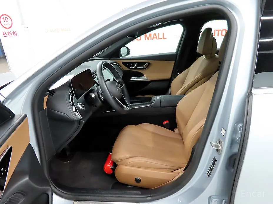 Mercedes-Benz E-Class 2024 E200 Avantgarde