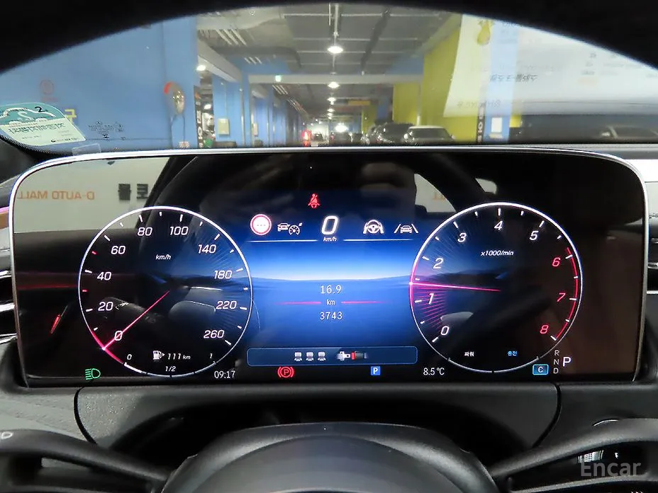 Mercedes-Benz E-Class 2024 E200 Avantgarde