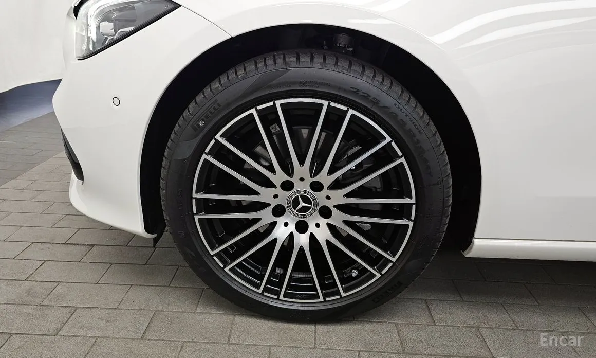 Mercedes-Benz C-Class 2022 C200 Avantgarde