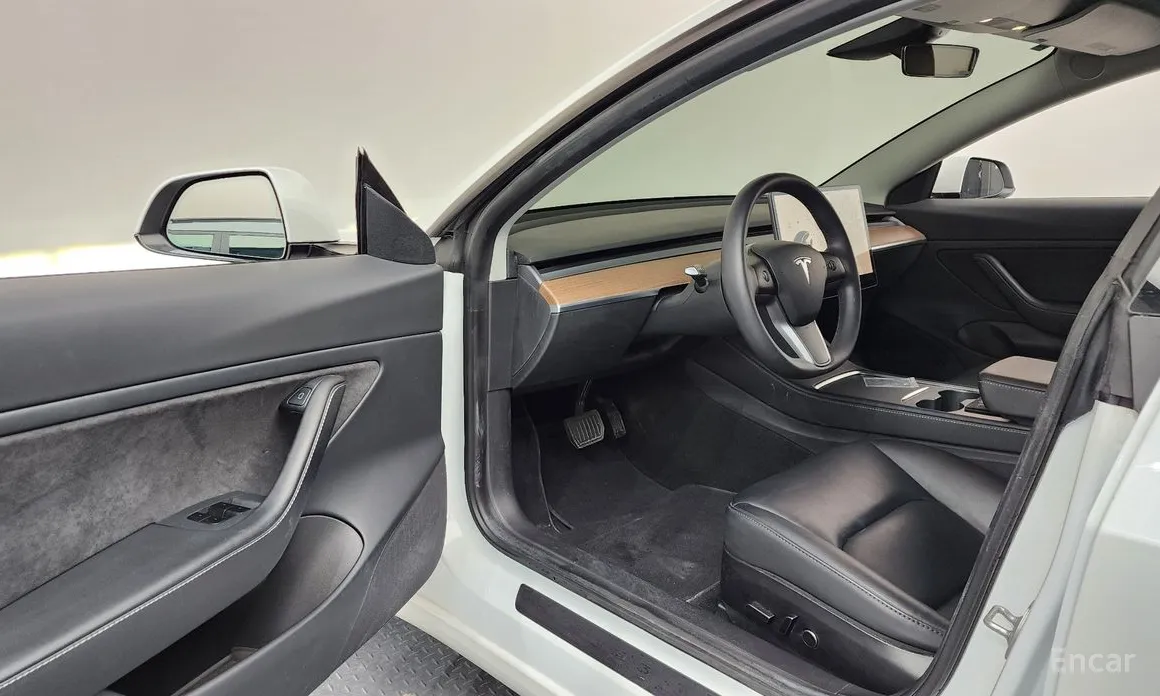 Tesla Model 3 2017 Long Range