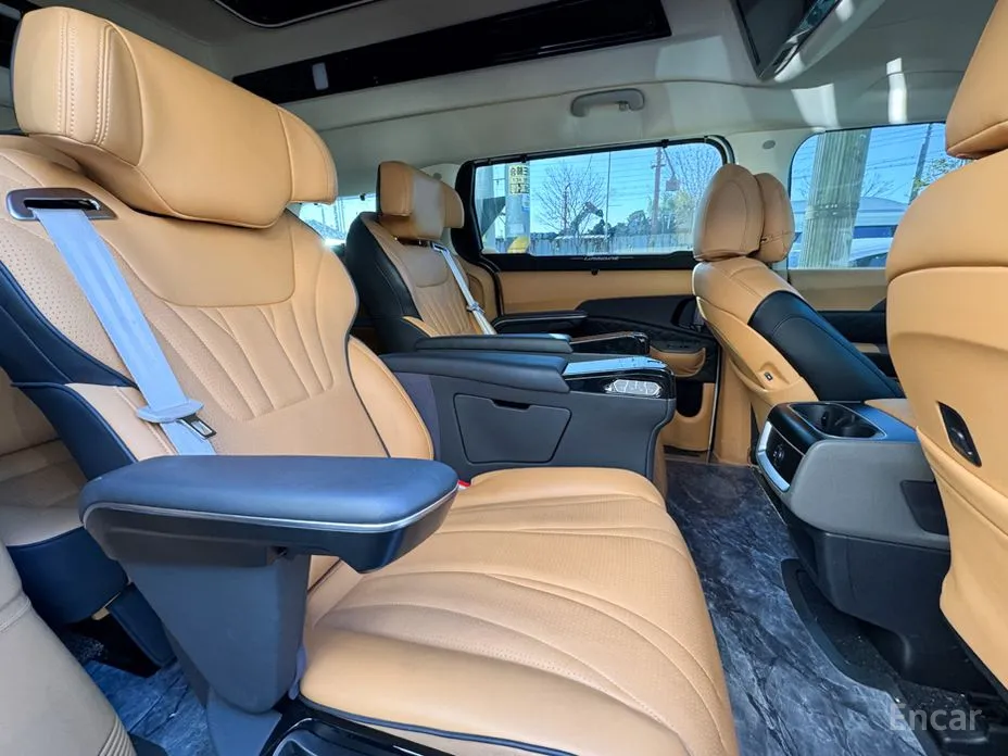 Kia Carnival 2023 Gasoline 9-Seater Hi Limousine (7-seater Limousine(Special vehicle)