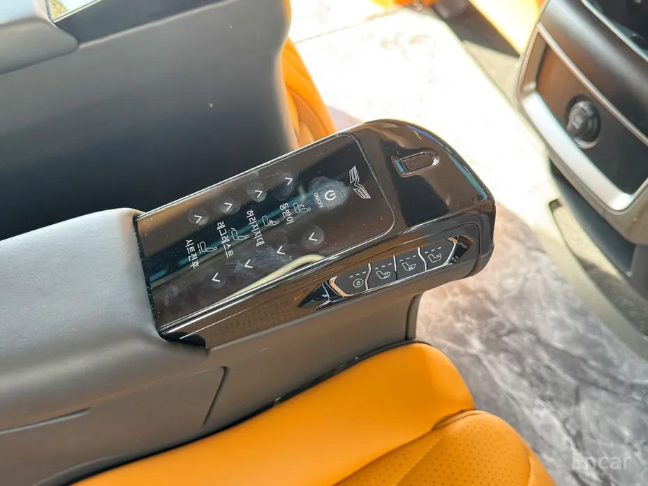 Kia Carnival 2023 Gasoline 9-Seater Hi Limousine (7-seater Limousine(Special vehicle)