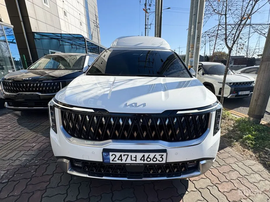 Kia Carnival 2023 Gasoline 9-Seater Hi Limousine (7-seater Limousine(Special vehicle)