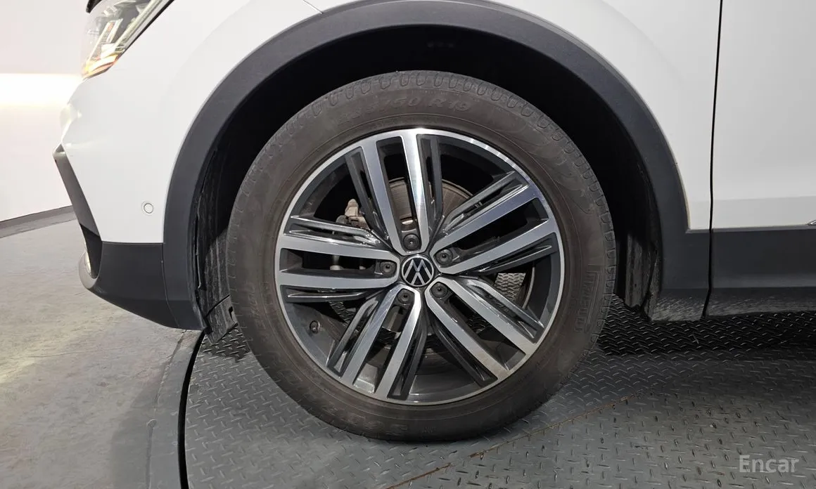 Volkswagen Tiguan 2018 2.0 TDI Prestige