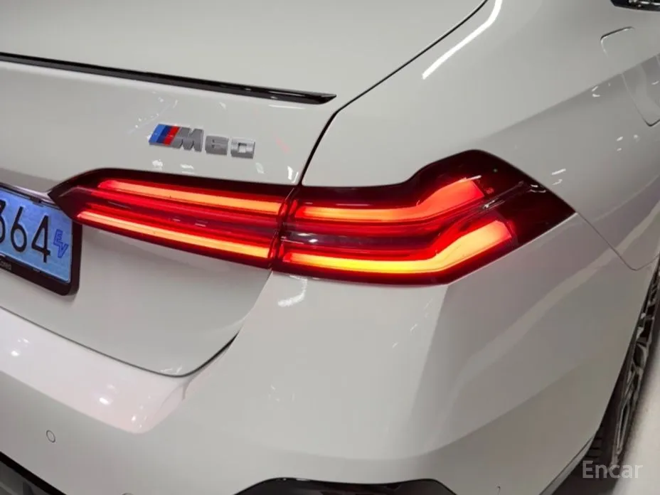 BMW i5 2023 M60 xDrive