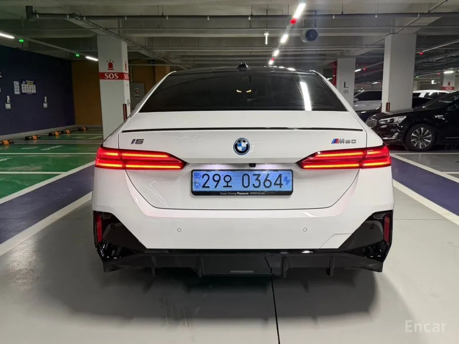 BMW i5 2023 M60 xDrive