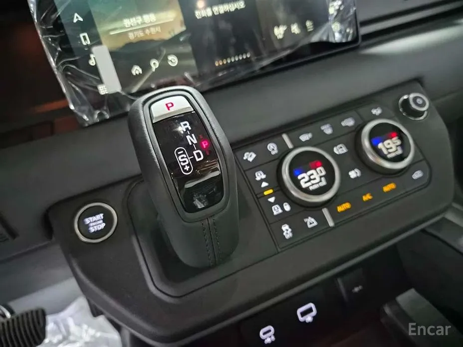 Land Rover Defender 2020 110 P300 X-Dynamic SE