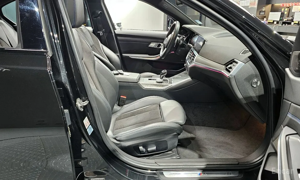 BMW 3 Series 2019 320i M Sport