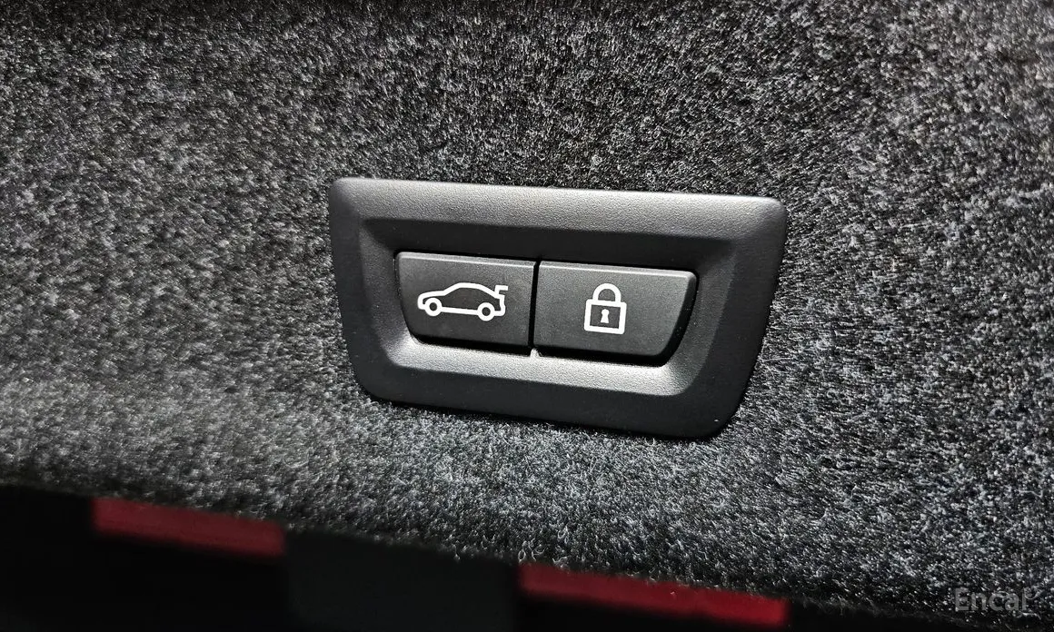 BMW 3 Series 2019 320i M Sport