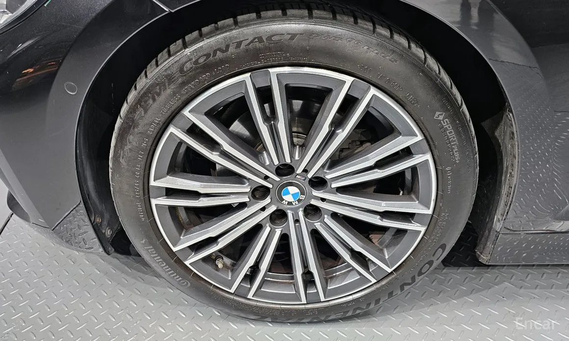 BMW 3 Series 2019 320i M Sport