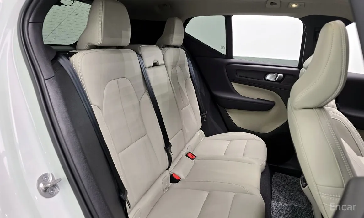 Volvo XC40 2018 B4 Ultra Bright