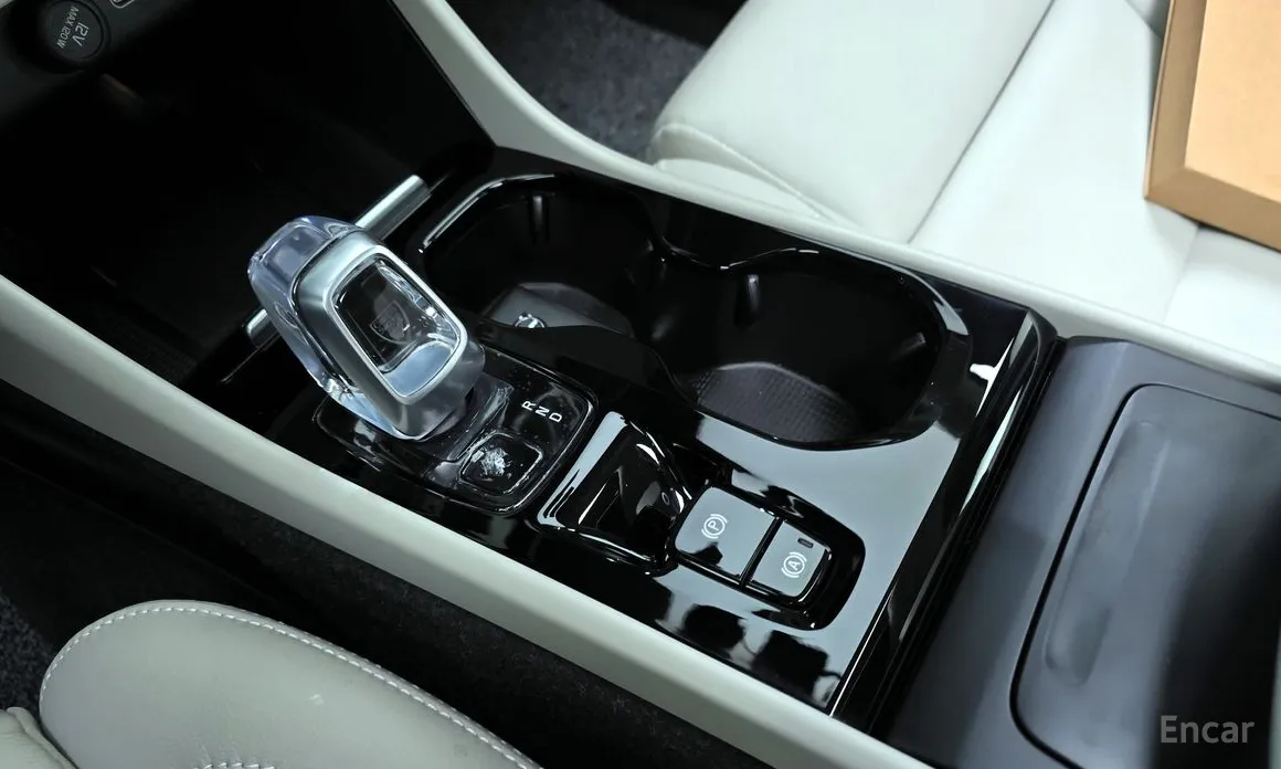 Volvo XC40 2018 B4 Ultra Bright