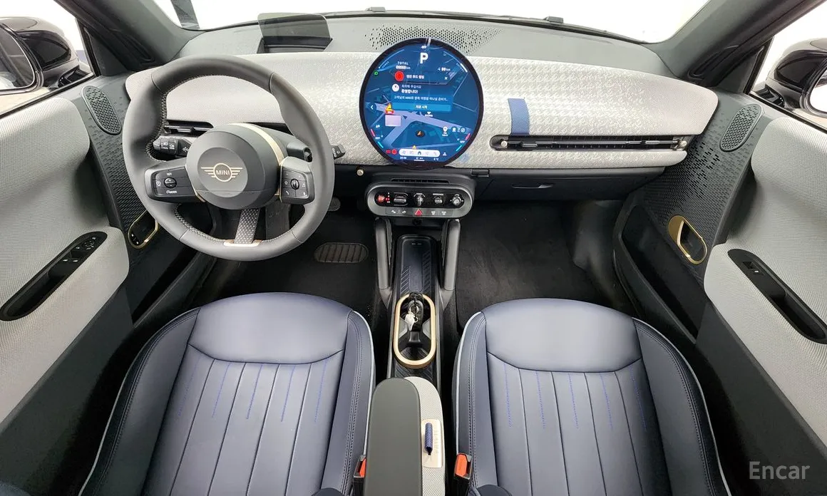 Mini Cooper 2025 SE Favoured