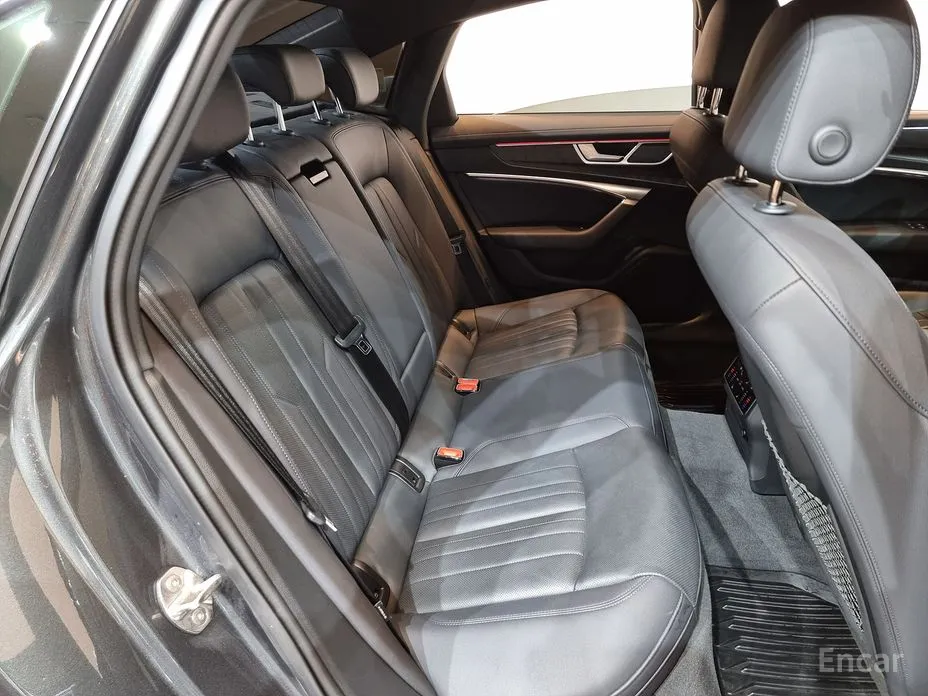 Audi A6 2019 45 TFSI Quattro Premium