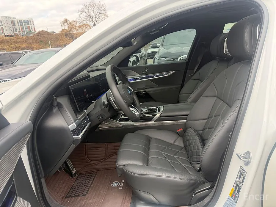 BMW i7 2022 eDrive 50 M Sport