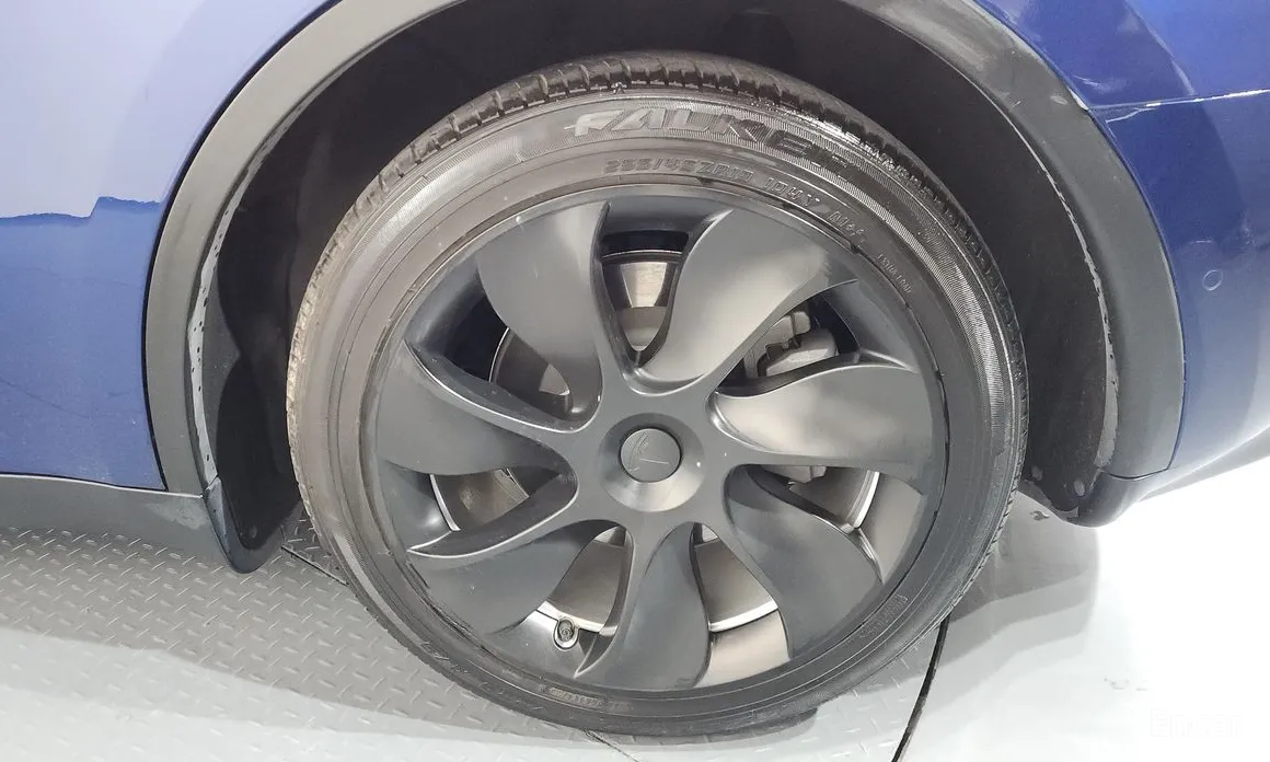 Tesla Model Y 2020 Standard Range