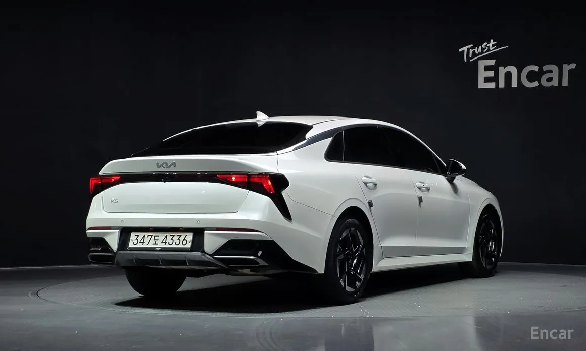 Kia K5 2023 2.0