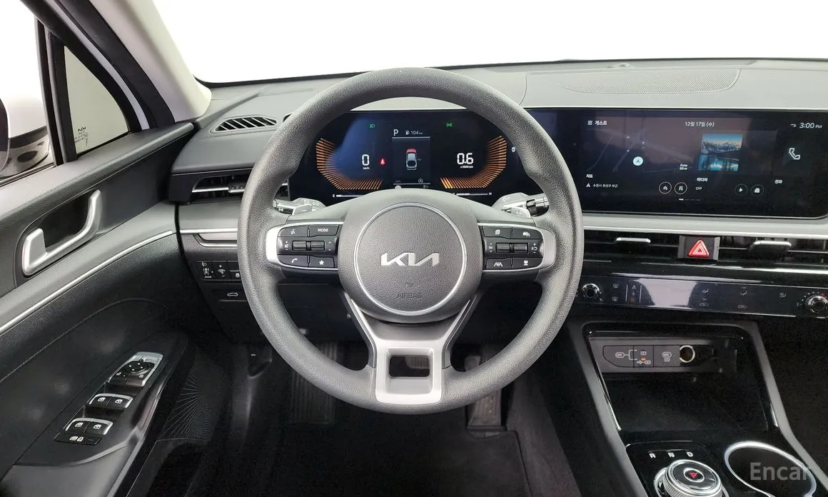 Kia K5 2023 2.0