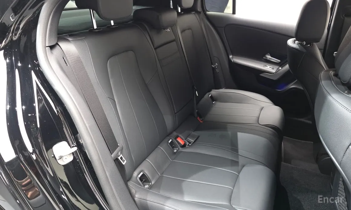 Mercedes-Benz A-Class 2019 A220 Hatchback