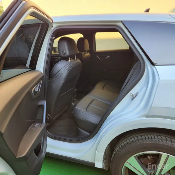 Audi Q2 2017 35 TDI Premium