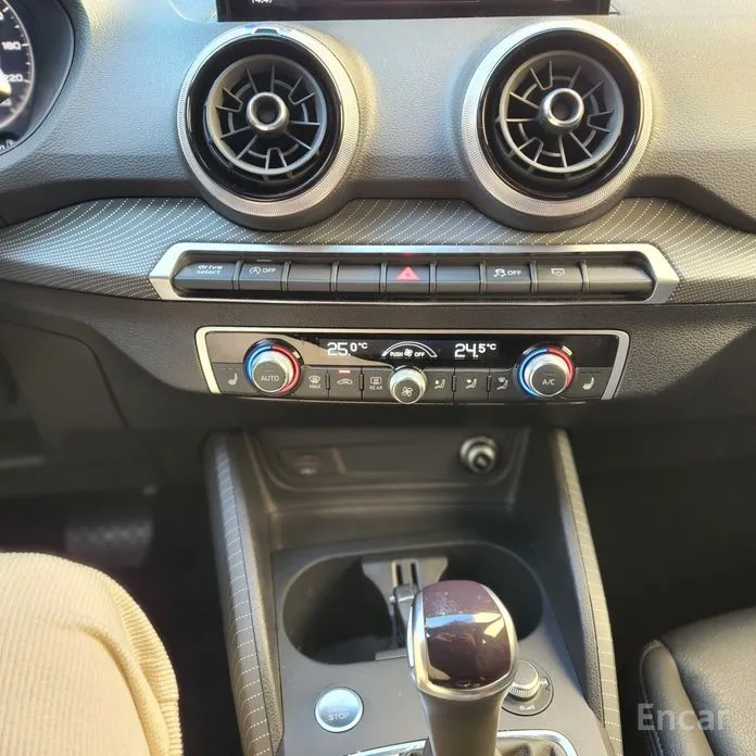 Audi Q2 2017 35 TDI Premium