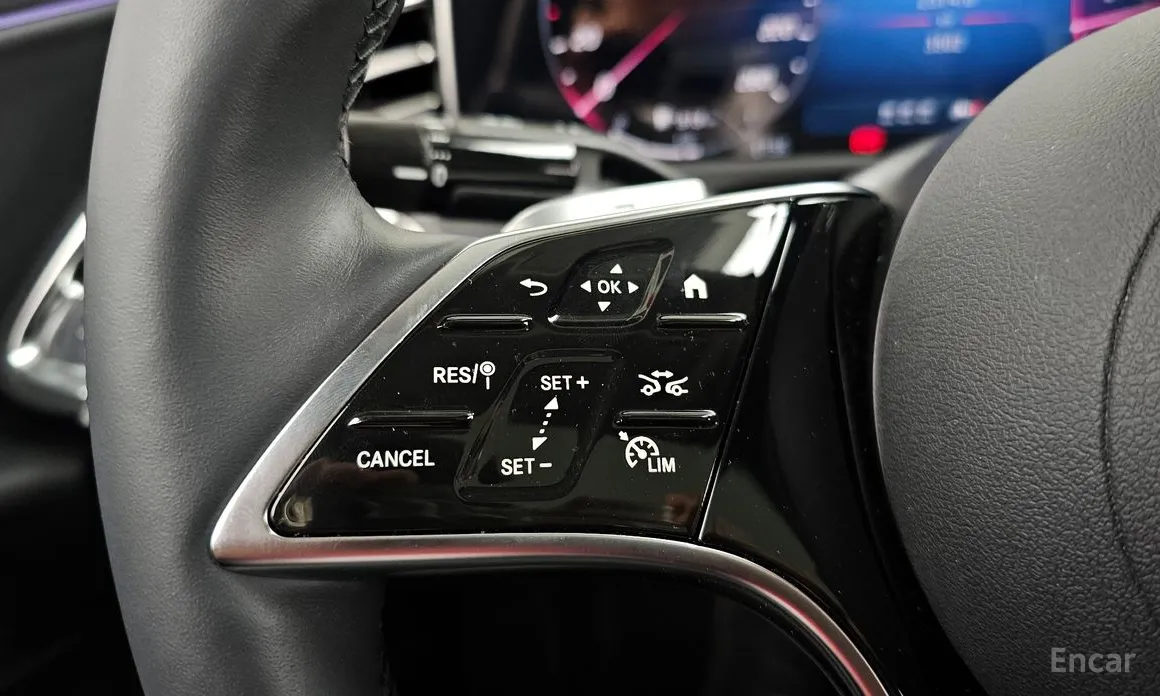 Mercedes-Benz E-Class 2024 E220d 4MATIC Exclusive