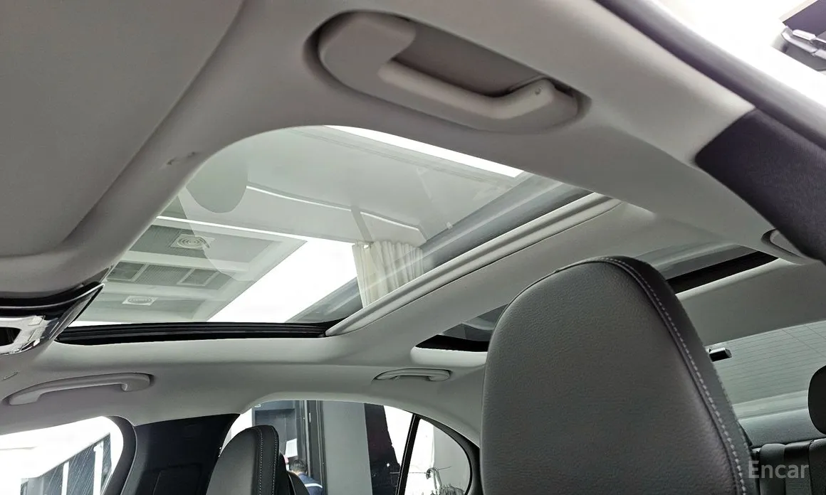 Mercedes-Benz E-Class 2024 E220d 4MATIC Exclusive