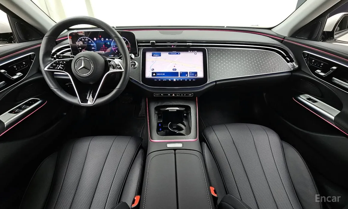 Mercedes-Benz E-Class 2024 E220d 4MATIC Exclusive