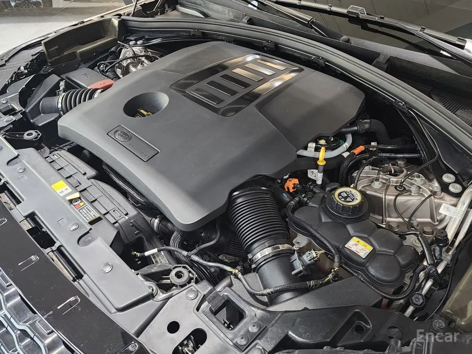 Land Rover Range Rover Velar 2017 3.0 P400 R-Dynamic HSE