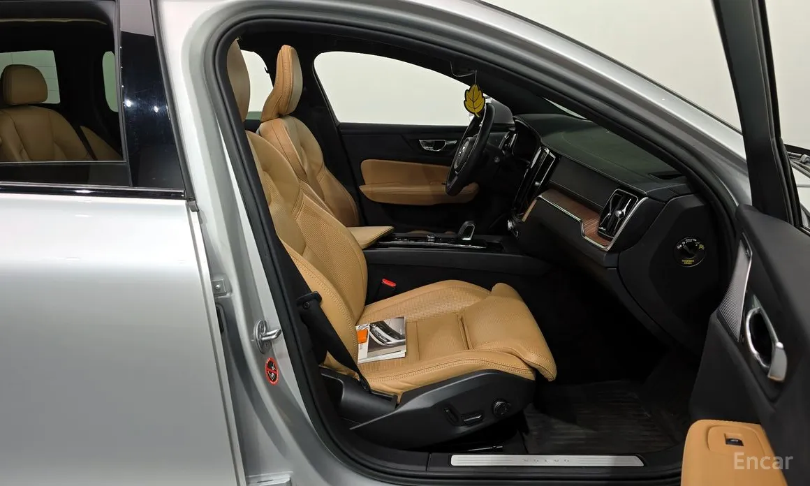 Volvo V60 2019 B5 Pro AWD