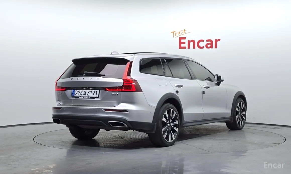 Volvo V60 2019 B5 Pro AWD