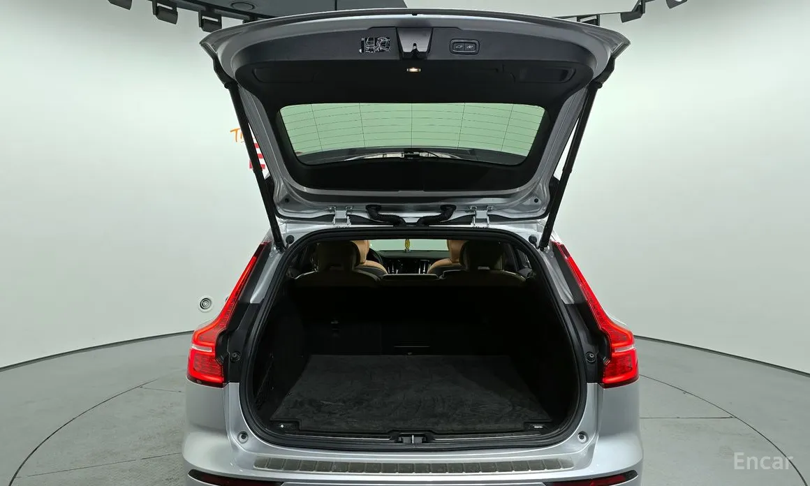 Volvo V60 2019 B5 Pro AWD