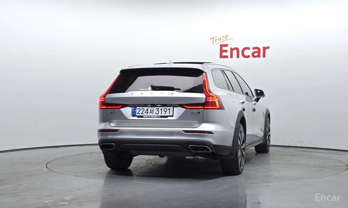 Volvo V60 2019 B5 Pro AWD