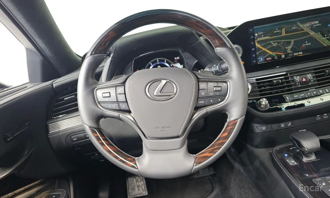 Lexus LS 2018 3.5 Luxury AWD