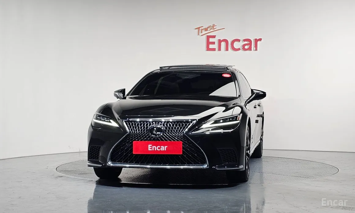 Lexus LS 2018 3.5 Luxury AWD