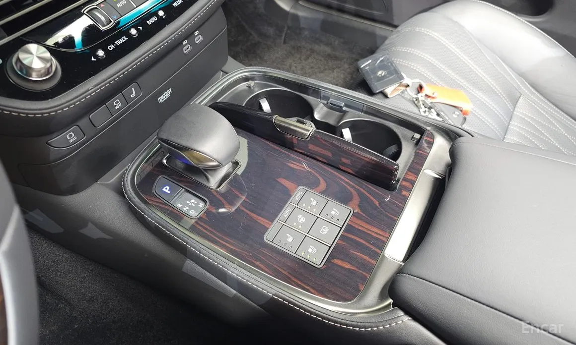 Lexus LS 2018 3.5 Luxury AWD