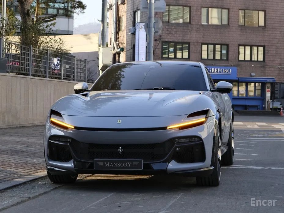 Ferrari Purosangue 2022 6.5 V12