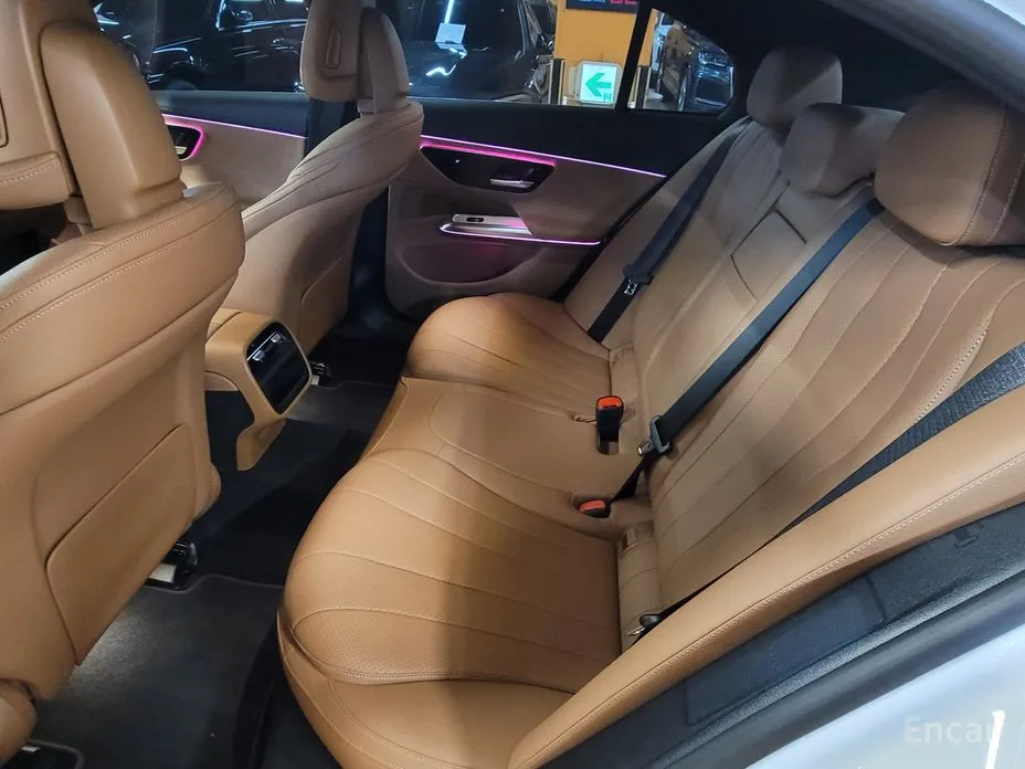 Mercedes-Benz E-Class 2024 E220d 4MATIC Exclusive