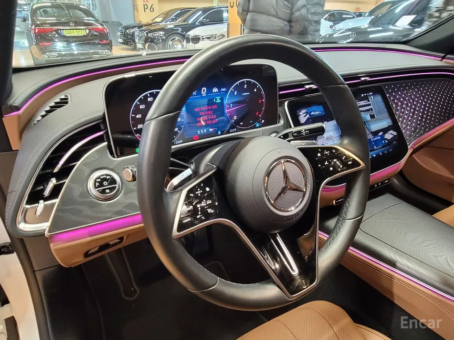 Mercedes-Benz E-Class 2024 E220d 4MATIC Exclusive
